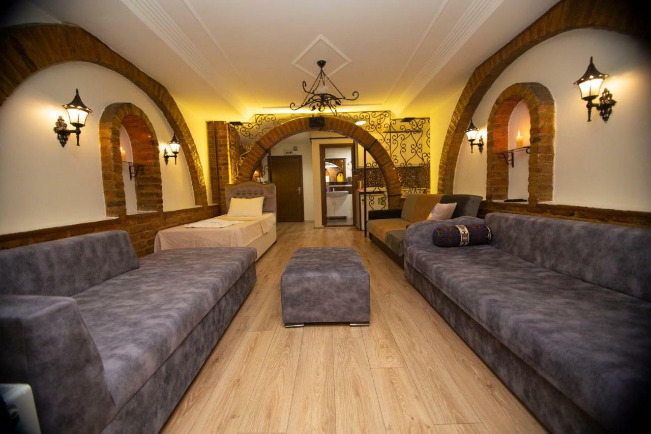 Desina Deluxe Apart Istanbul Exterior photo